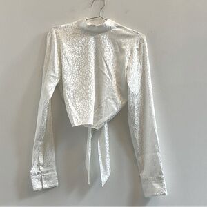 Elegant White Leopard Print Women's Top